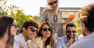 Organiser une Summer Party en entreprise : conseils et prestataires !