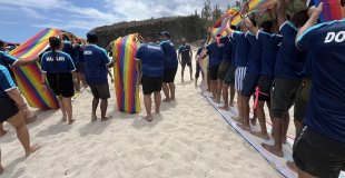 Jeu de team building par équipes animé par Pull Up Événements
